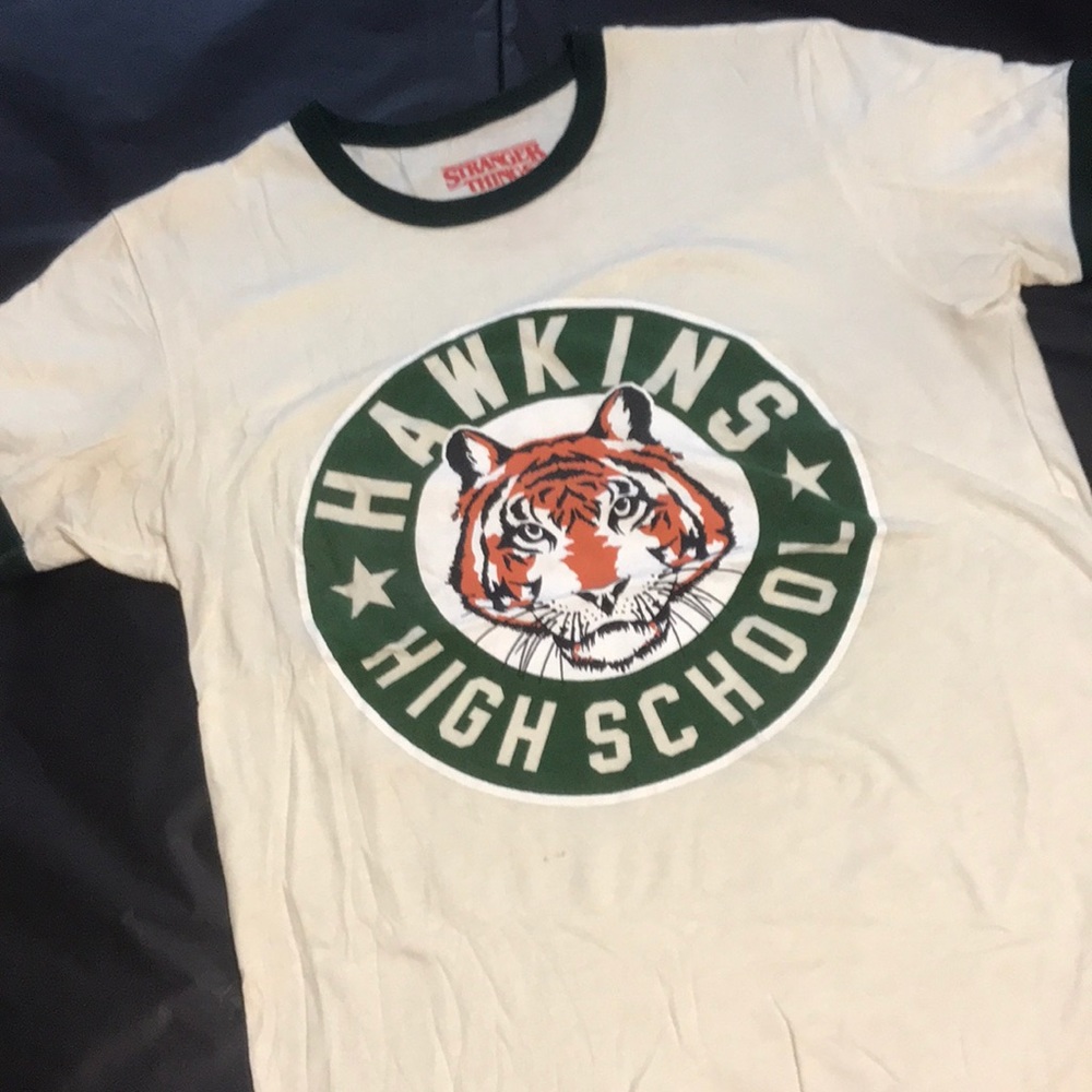 Hawkins Highschool tee from stranger things